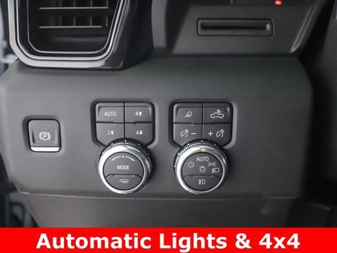 Used 2026 GMC Sierra 2500 AT4 w/ AT4 Preferred Package AWD/4WD image 21