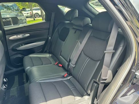 Used 2025 Genesis GV70 2.5T w/ Sport Prestige Package AWD/4WD image 9