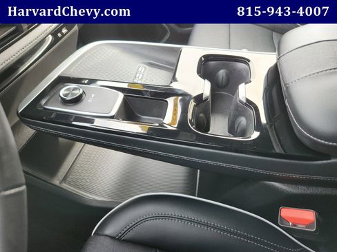 Used 2025 Buick Enclave Preferred image 11