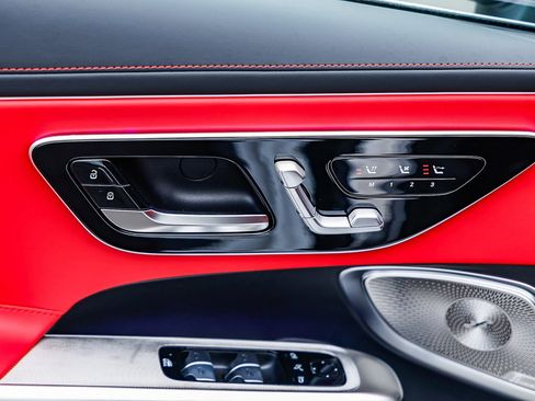 New 2026 Mercedes-Benz CLE 53 AMG 4MATIC Cabriolet image 18