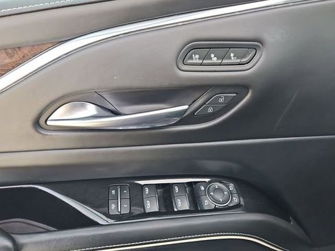 Used 2021 Cadillac Escalade ESV Premium Luxury Platinum image 24