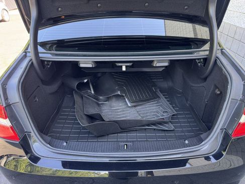 Used 2012 Mercedes-Benz E 63 AMG Sedan image 9