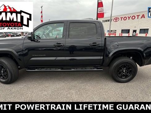 Certified 2022 Toyota Tacoma SR5 image 2