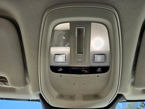 Used 2022 Volvo XC60 B5 Inscription w/ Advanced Package image 21