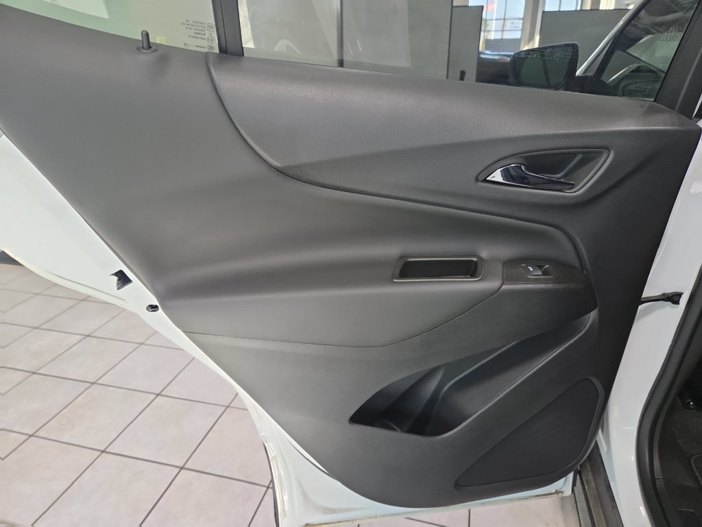 Used 2024 Chevrolet Equinox LT AWD/4WD image 21