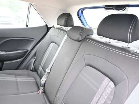 Used 2025 Hyundai Venue SEL FWD image 28