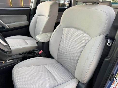 Used 2017 Subaru Forester 2.5i Premium w/ All-Weather Package AWD/4WD image 16