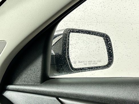 Used 2015 GMC Terrain SLE w/ Chrome Edition image 23