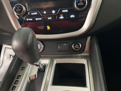 Used 2018 Nissan Murano S image 20