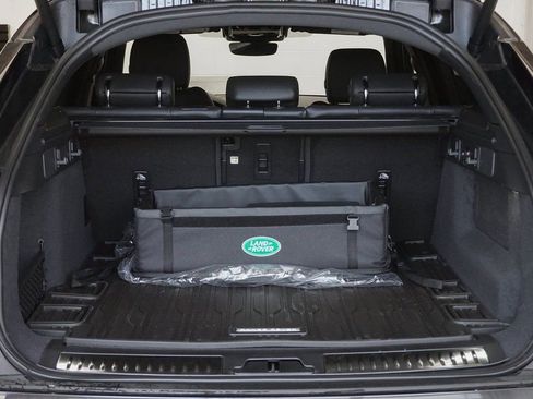 Used 2025 Land Rover Range Rover Velar Dynamic SE image 31