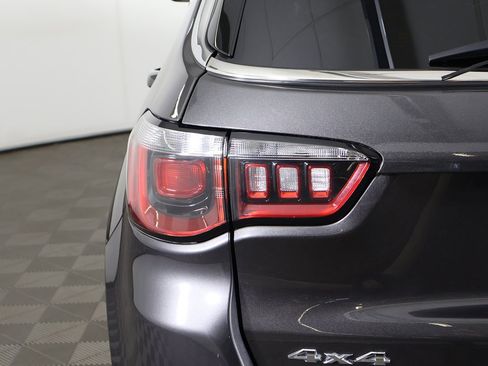 Used 2020 Jeep Compass Latitude w/ Cold Weather Group image 12