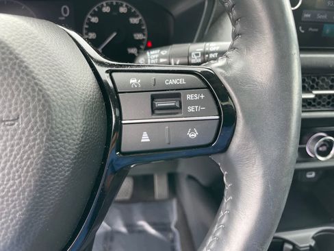 Used 2023 Honda HR-V EX-L image 14