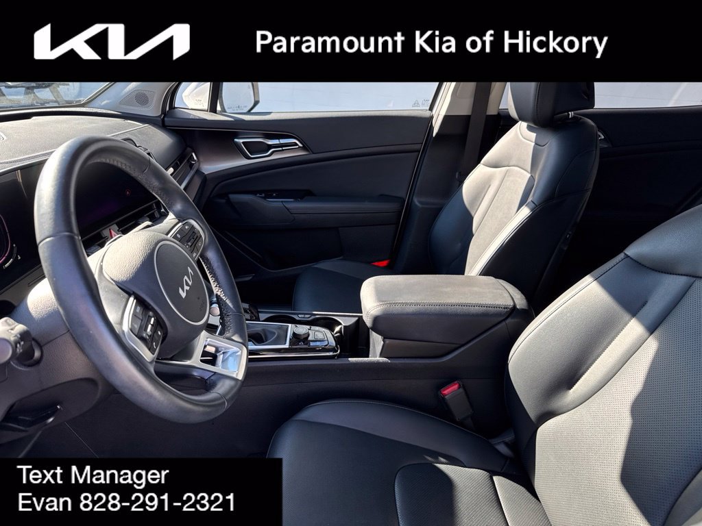 Used 2025 Kia Sportage EX w/ Premium Package FWD image 22