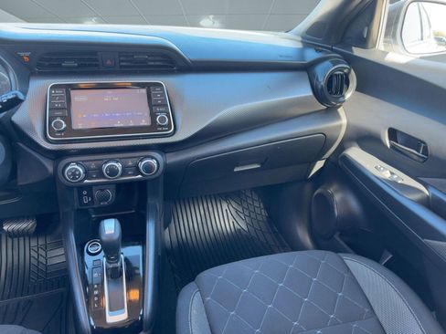 Used 2020 Nissan Kicks S image 26