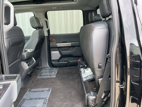 Used 2021 Ford F150 Lariat w/ Equipment Group 502A High image 23