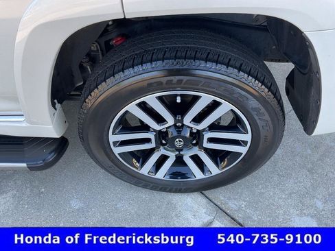 Used 2023 Toyota 4Runner Limited AWD/4WD image 9