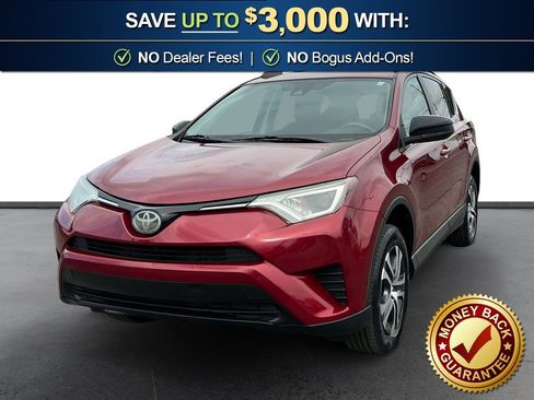 Used 2018 Toyota RAV4 LE FWD image 1