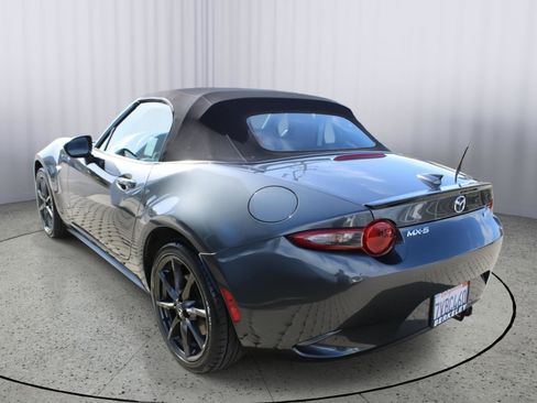 Used 2016 MAZDA MX-5 Miata Club image 6