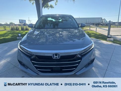Used 2022 Honda Accord Touring image 11