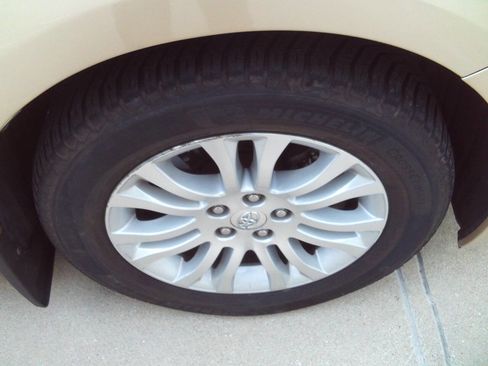 Used 2011 Toyota Sienna XLE image 20