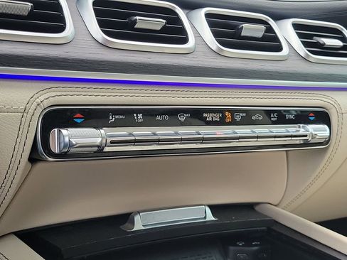 Used 2020 Mercedes-Benz GLS 450 GLS 450 w/ Convenience Package image 35