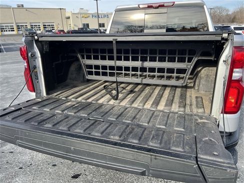 Certified 2022 Chevrolet Silverado 1500 ZR2 w/ Technology Package image 19