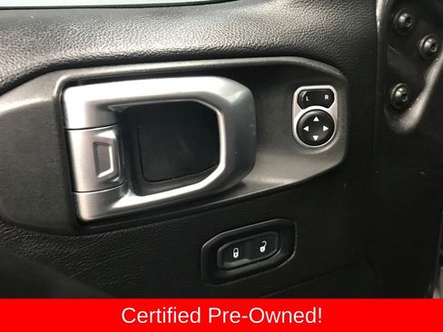 Certified 2020 Jeep Gladiator Overland image 10