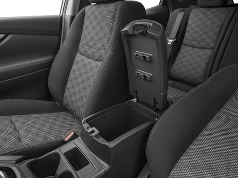 Used 2018 Nissan Rogue Sport S w/ S Appearance Package image 17