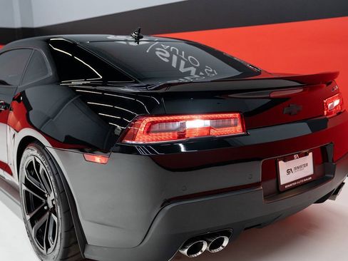 Used 2014 Chevrolet Camaro ZL1 RWD image 30