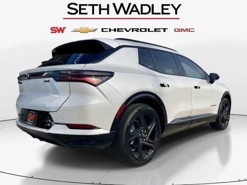 New 2025 Chevrolet Equinox EV RS FWD image 4