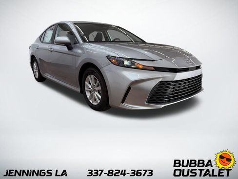 New 2026 Toyota Camry LE image 8