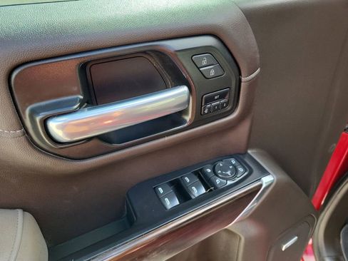 Used 2021 GMC Sierra 1500 SLT image 15