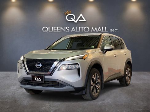 Used 2022 Nissan Rogue SV AWD/4WD image 3