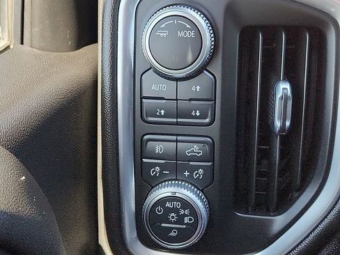Used 2020 GMC Sierra 1500 SLT AWD/4WD image 21