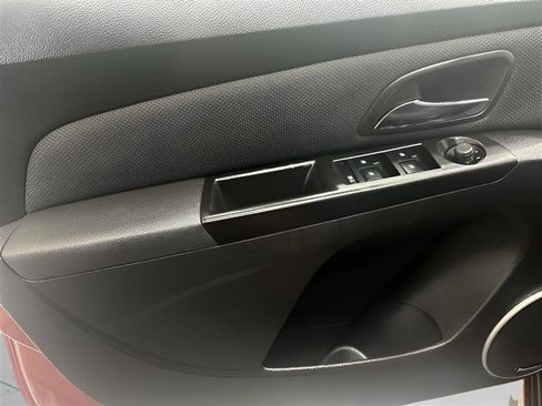 Used 2012 Chevrolet Cruze LT w/ All-Star Edition FWD image 11