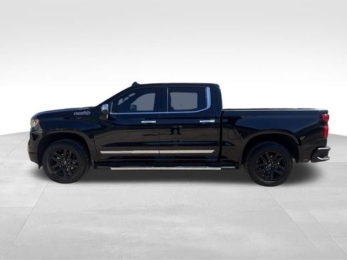 Used 2024 Chevrolet Silverado 1500 High Country w/ Technology Package AWD/4WD image 11