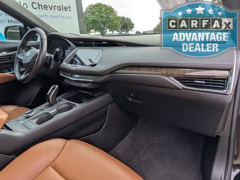 Used 2023 Cadillac XT4 Sport FWD image 25