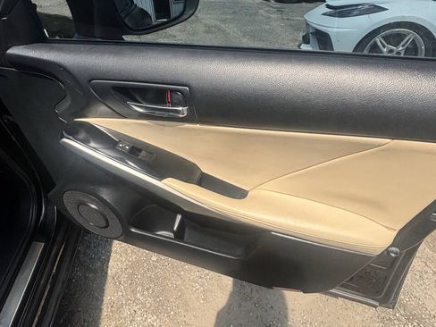 Used 2014 Lexus IS 250 w/ Premium Package RWD image 22