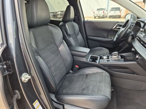 Used 2024 Mitsubishi Outlander SE FWD image 26
