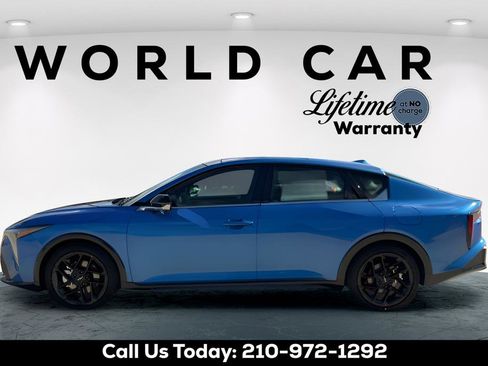 New 2025 Kia K4 GT-Line Turbo image 4