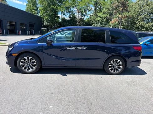 Used 2021 Honda Odyssey EX-L image 4