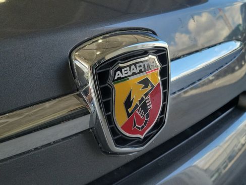 Used 2013 FIAT 500 Abarth w/ Beats Audio Pkg FWD image 7