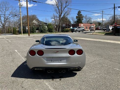 Used 2008 Chevrolet Corvette Coupe w/ Preferred Equipment Group image 6