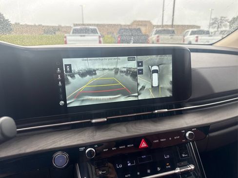 Used 2024 Kia Carnival SX FWD image 39