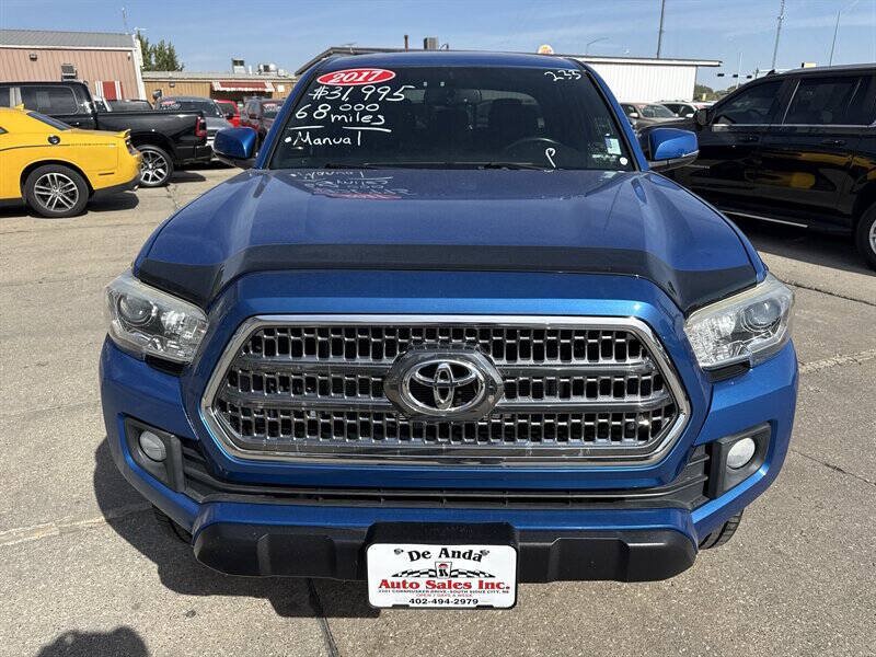 Used 2017 Toyota Tacoma TRD Off-Road w/ Tow Package AWD/4WD image 6
