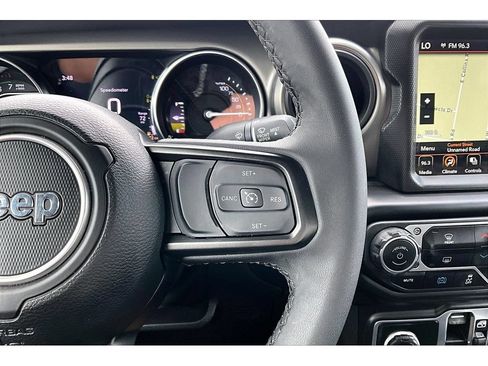 Used 2023 Jeep Wrangler Unlimited w/ 8.4" Radio Group AWD/4WD image 12