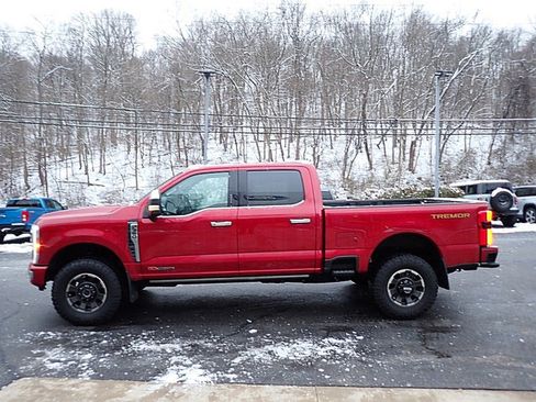 Used 2024 Ford F350 Platinum w/ Tremor Off-Road Package image 7