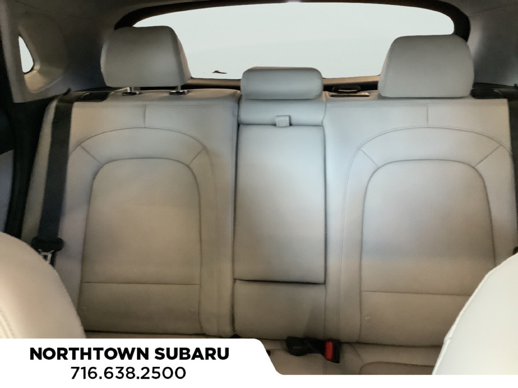 Used 2023 Hyundai Kona Limited AWD/4WD image 18