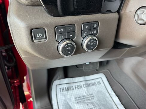 Used 2026 GMC Sierra 1500 SLT w/ SLT Premium Package AWD/4WD image 22