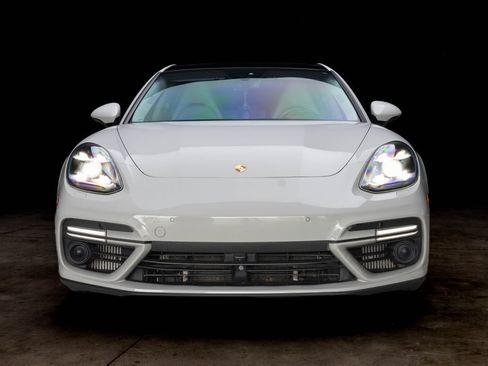 Used 2018 Porsche Panamera Turbo S w/ Assistance Package AWD/4WD image 5